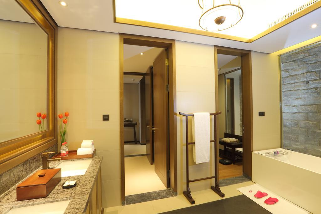 S&N Zhejiang Linhai International Hotel Zimmer foto