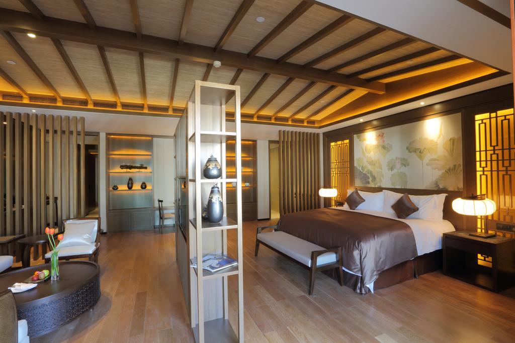 S&N Zhejiang Linhai International Hotel Zimmer foto